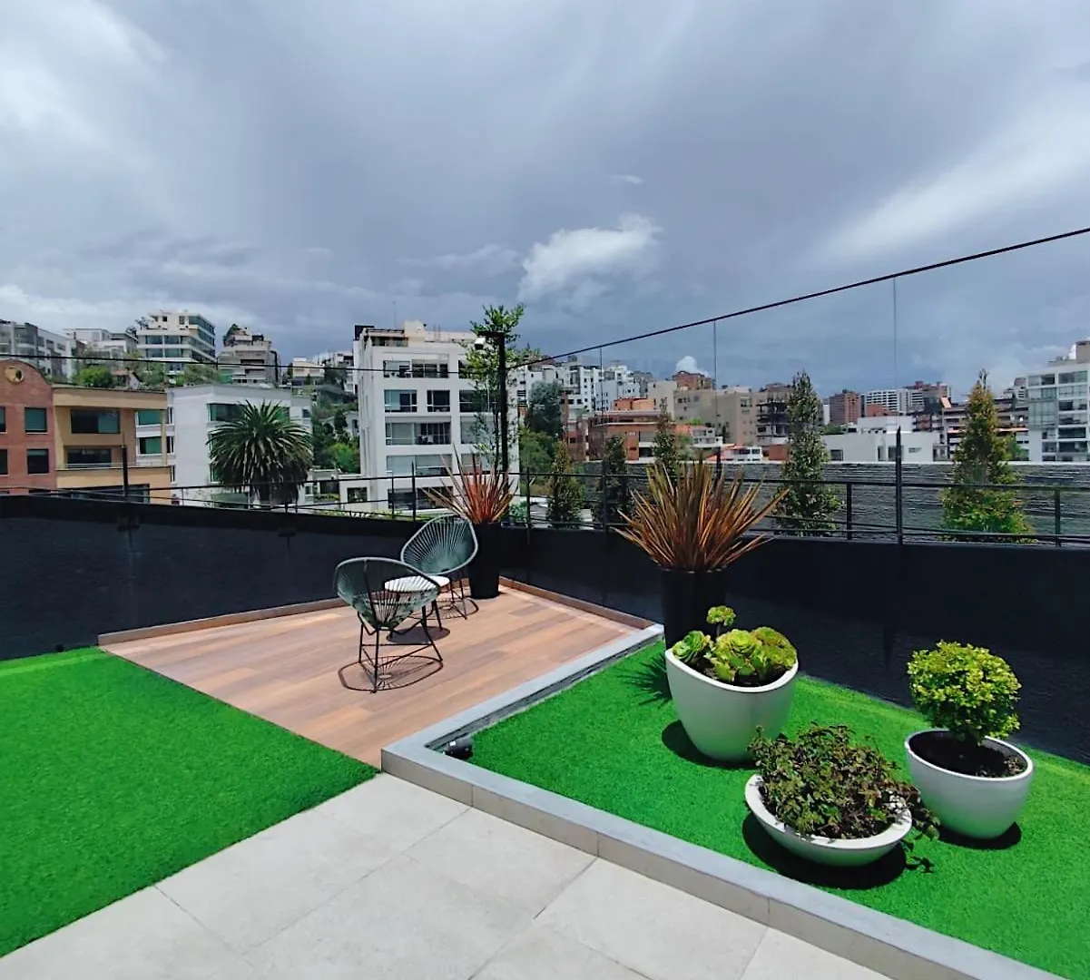 Beautiful Family Apartment In Quiet Residences Quito